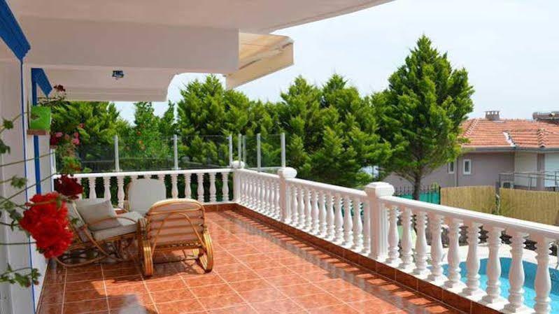 Guzelyali Hotel Ayvalı Exteriér fotografie