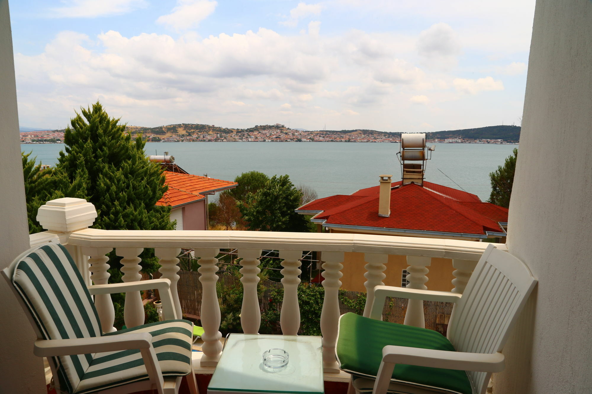 Guzelyali Hotel Ayvalı Exteriér fotografie
